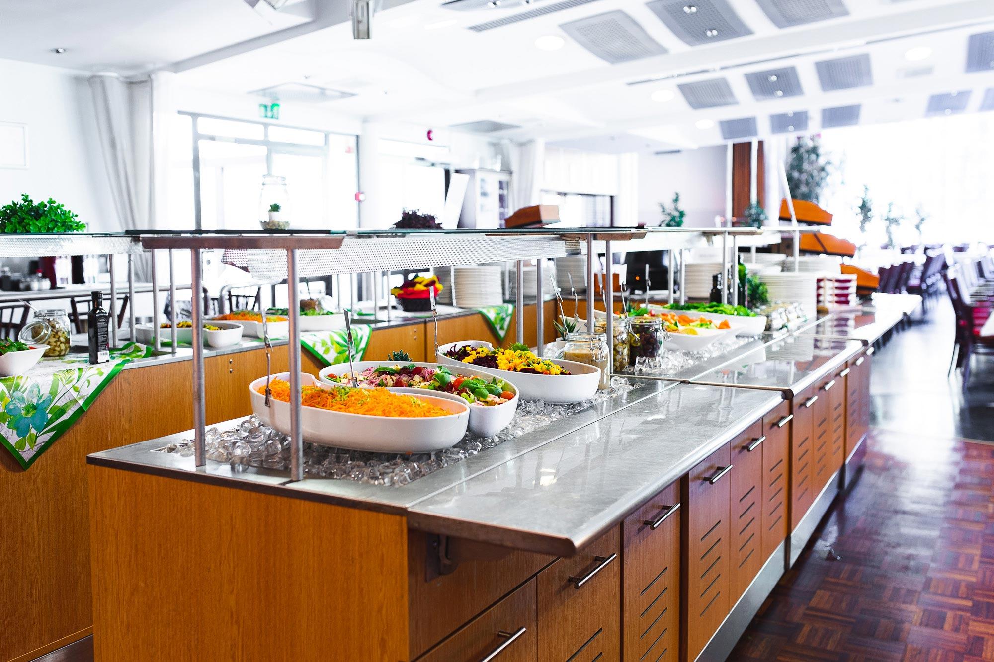Harman-kylpyla-buffet-
